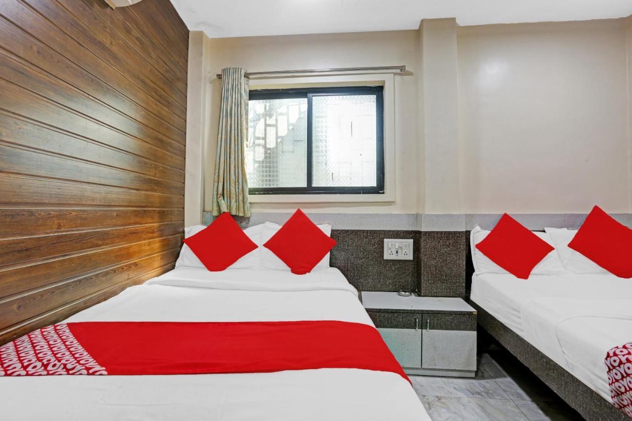 Oyo 84398 Maroshi Residency Mumbai Exterior photo