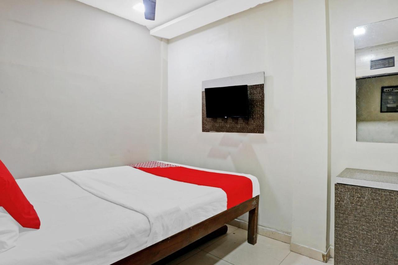 Oyo 84398 Maroshi Residency Mumbai Exterior photo